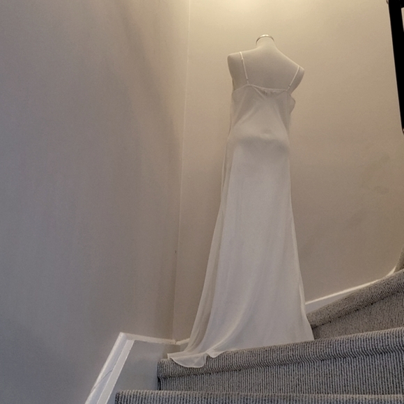 NWOT- La Vie En Rose Ivory Near-Sheer Maxi Nightdress-SZ L - Picture 4 of 15